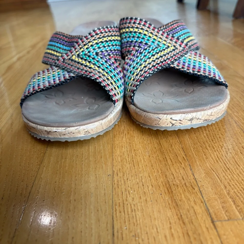 Skechers Beverlee Delighted Wedge Sandals Multi Rainbow Luxe Foam Womens Size 10